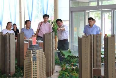 市民政局領導蒞臨興河灣考察指導智慧化社區建設工作